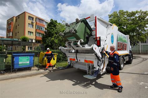 Programul De Colectare A De Eurilor Menajere I Reciclabile N C Mpia