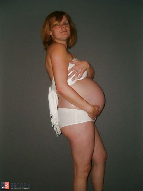 Muddy Comments Pleasy My Neighbour Tart ZB Porn