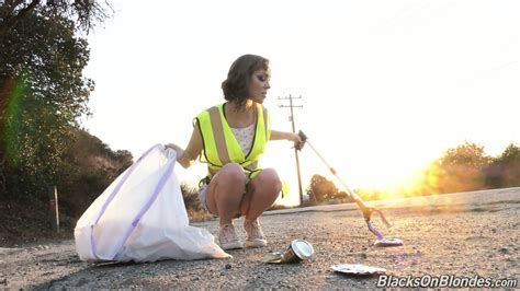 Sexy Brunette Takes A Cock Break