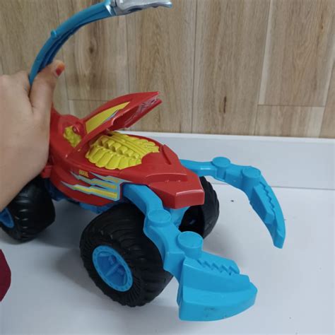 Hot Wheels Monster Trucks Double Troubles Scorpedo Shopee Malaysia