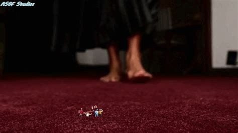 Custom Moody Milf Hide And Seek Games MOV PORNMEKA