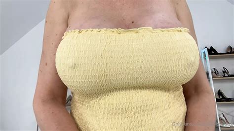 Busty Big Tit Britsh Lady Is Back Free Porn F XHamster XHamster