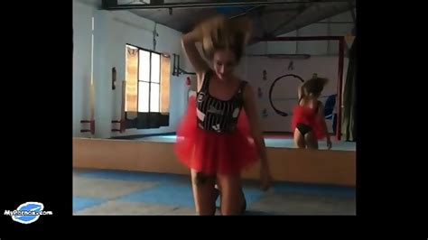 Twerk Jerk Off Challenge Ass Shaking Continue On