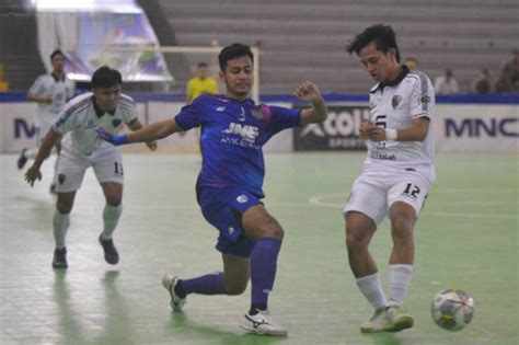 Hasil Liga Futsal Profesional 2022 2023 Cosmo JNE FC Bangkit Sikat