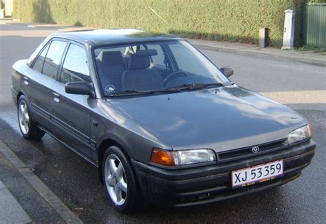 1990 Mazda 323 - Information and photos - MOMENTcar