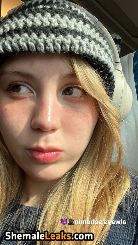 ASMR BlueKatie Asmrbluekatie Leaked Nude OnlyFans Photo