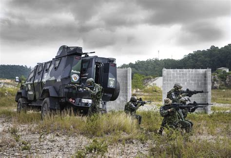 Brazilian 4th Shock Police Batallion Coe Operators During Training Commandos And Special