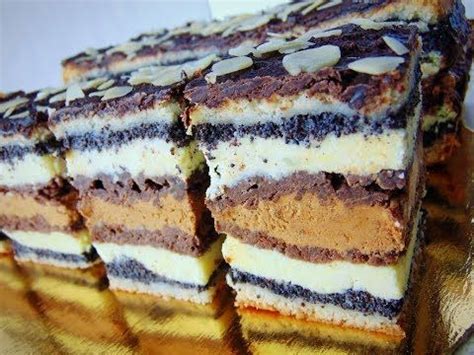 Галицький пляцок "Вишиванка" / Львовский торт "Вышыванка" - YouTube ...