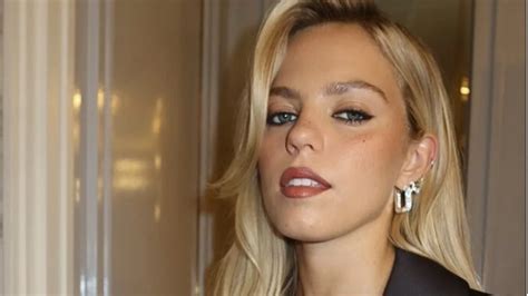 Kero Make Lip Combo De Rene Rapp Os Produtos Por Tr S Da Tend Ncia Ombr Nude Que Conquistou