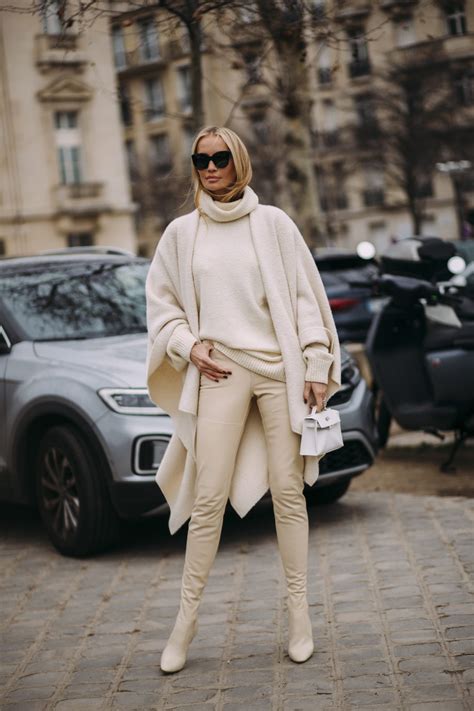 Monochrome Looks So Stylt Ihr Den Ton In Ton Trend Nach