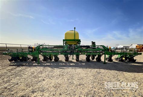 2023 John Deere 1725 CCS Planter 208 000 Machinery Pete