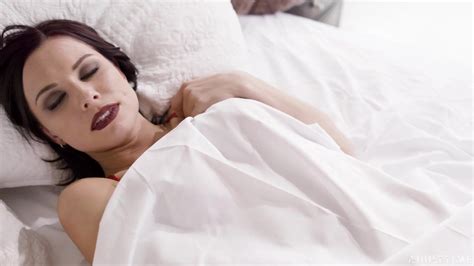 Lesbians Girl Masturbates Next To Friend And Gets Her To Go Down On Her Pussy Porn HD