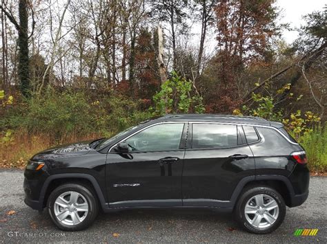 Diamond Black Crystal Pearl Jeep Compass Latitude X