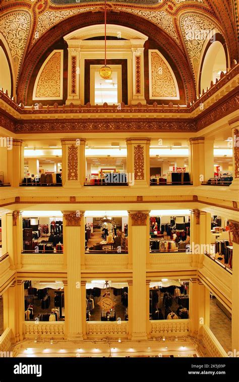 Macys Macys Department Store Hi Res Stock Photography And Images Alamy
