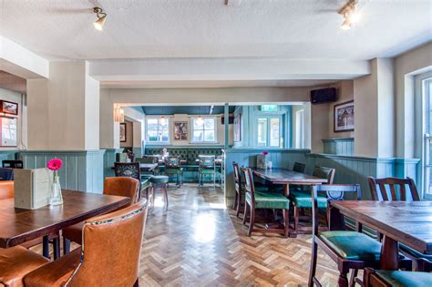 Historic Oxford Pub The Royal Oak Reopens After Major Refurbishment