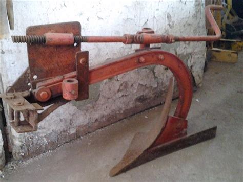 Moldboard Plow Talking Tractors Simple Tractors