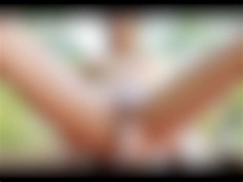 Lubed Brunette Uma Jolie Big Dick Outdoor Pool Fuck Kostenlose Pornovideos YouPorn