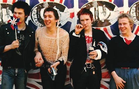 Jukebox Sentimental disco de estreia do Sex Pistols completa 40 anos Metrópoles