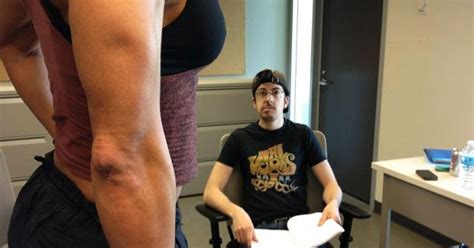 Kick Ass 2 Balls To The Wall Encuentra A Su Madre Rusia La Cara De Mintz Plasse Lo Dice Todo