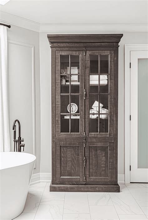 Fashion lovers react to thesak and its vintage revival 4