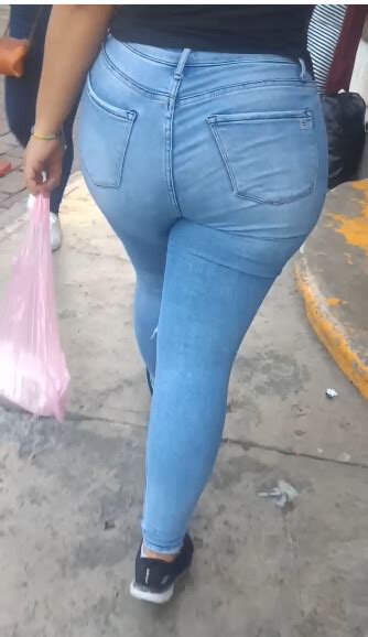 OC Latina Girl With Gigantic Ass Chica Latina Con Culo Enorme Tight Jeans Forum