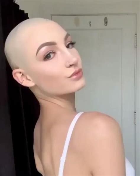 Pin By Bigmoney Shave On I Am Naked Shaved Hair Women Shaved Head Women Bald Head Women
