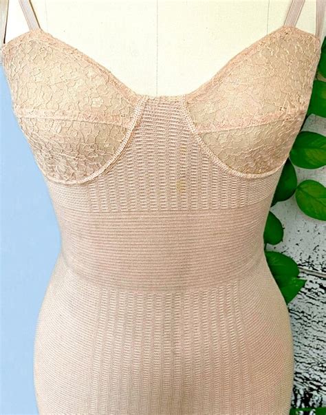 Vintage Lingerie S Peach Power Stretch Open Botto Gem