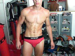 Hot Muscle Guy Solo Video ThisVid