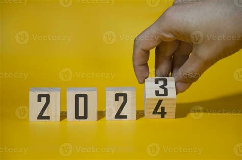 el concepto de el final de 2023 y el nuevo comenzando de 2024 cambios