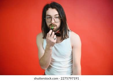 Jeune minet gay résultats 399 dimages libres de droits de photos de stock et d