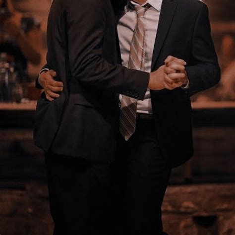 Pin By Francieli On Lit Red White And Royal Blue Gay Aesthetic Crazy Ex Girlfriends Pose