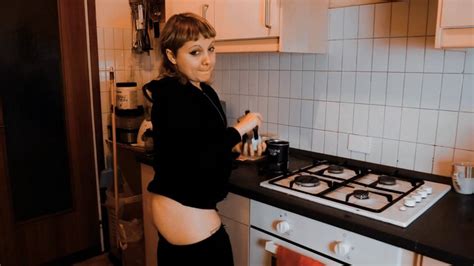 Lovely Y Wife Makes Hot Coffee With Buttrack LukipelaSexy Clips4sale