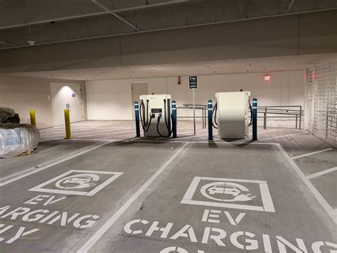 Robert Dyer @ Bethesda Row: Westbard Square unveils EV charging spaces