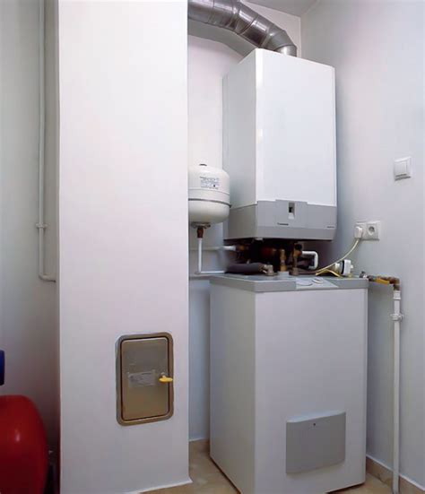 Что лучше: двухконтурный котел или одноконтурный и газовая колонка для ...