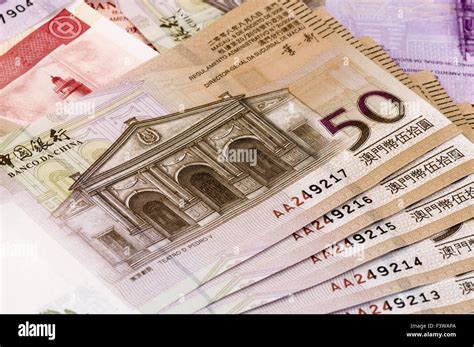 Stack of money notes hi-res stock photography and images - Alamy
