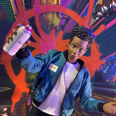 Hot Toys Explore The Spider Verse Spider Man Miles Morales