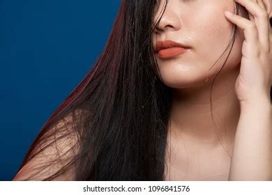 Im Genes De Sweaty Naked Woman Im Genes Fotos Y Vectores De Stock Shutterstock