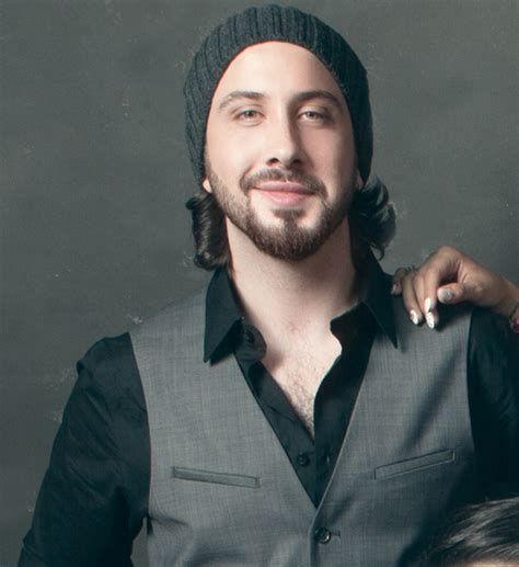 High Resolution Close Up Of Avi Kaplan Ptx Volume Ii Photoshoot