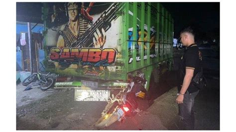 Pemotor Mabuk Tewas Kecelakaan Tabrak Pantat Truk Parkir Tribunjateng