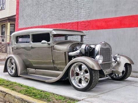 FORD MODEL A TUDOR PRO TOURING STREET TWIN SUPERCHARGED HOT ROD SHOW CAR For Sale