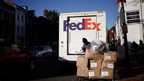 New logistics planning will change how does fedex deliver on holidays 2