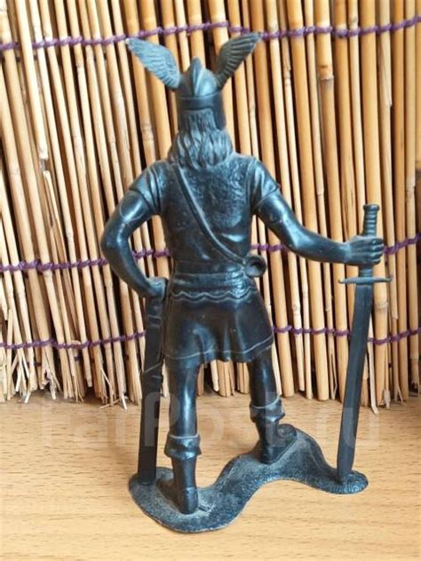 * Детская Игрушка Солдатик Викинг ДЗИ ДФИ СССР 1980-е 17 см. клеймо КП ...