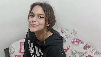 Mi Traviesa Hermanita Suplica Que La Despierte Con Una Penetración Anal Intensa Pues Está