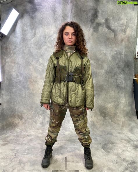 Stefania LaVie Owen Wiki, Biography, Age, Gallery, Spouse and more