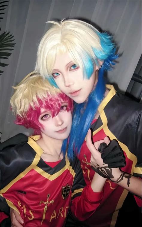 Pin By Chinatty On Ness In 2024 Hot Cosplay Cosplay Blue Clocks