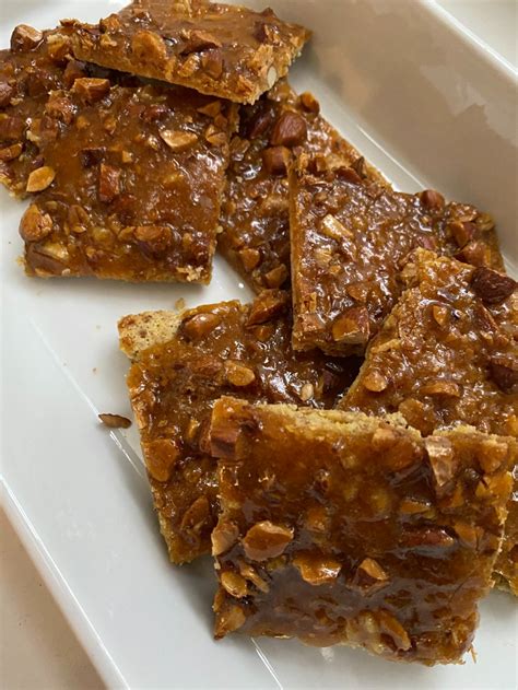 Caramelized Toffee Kichel - Kosher.com