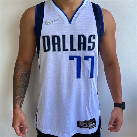 Camiseta Masculina Nba Dallas Mavericks Luka Doncic Camisa