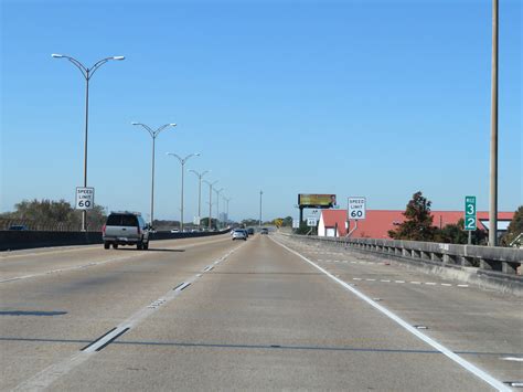 Louisiana Interstate 610 Westbound Cross Country Roads