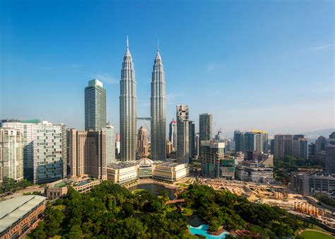 kuliah  malaysia  menarik bagi pelajar indonesia  alasannya