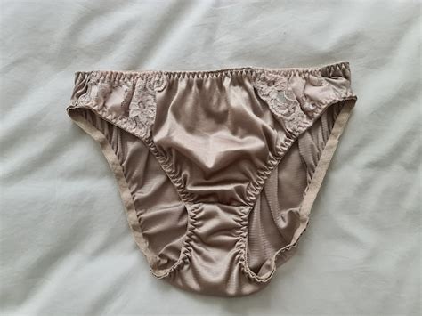 Silky Bikini Panties From Japan Size 16 Aus UK 8 U Gem